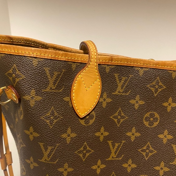 SOLD Authentic Neverfull MM - Picture 9 of 10